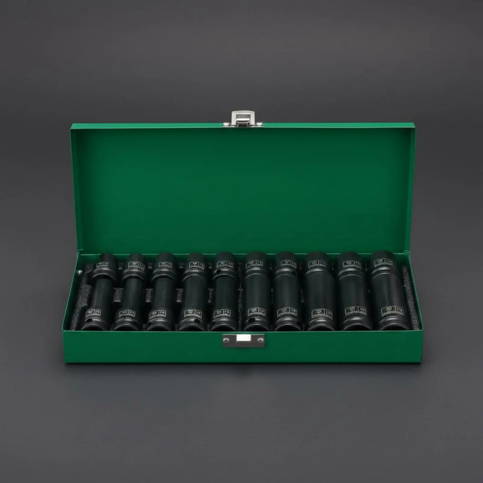20 Pieces Pneumatic Socket Set Color Coded 1/2 Inch Pneumatic Socket Set Auto Repair Tools CR-MO Steel Laser Etched Size Marks
20 Pieces Pneumatic Socket Set Color Coded 1/2 Inch Pneumatic Socket Set Auto Repair Tools CR-MO Steel Laser Etched Size Marks