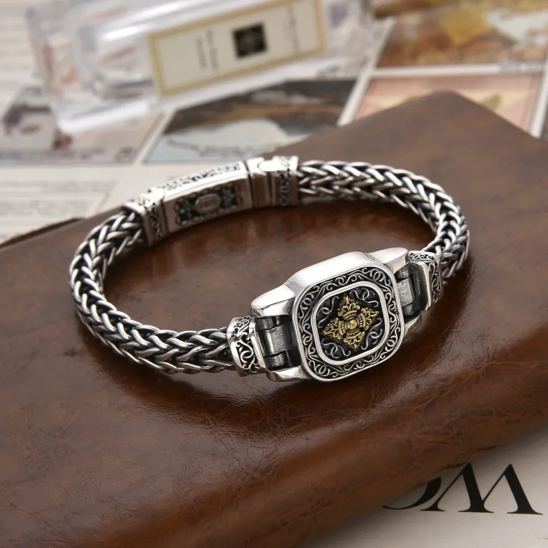 Men's Vintage Dragon Bone Bracelet Handwoven with Diamonds Luxury Handmade Adjustable Wrist Jewelry
Men's Vintage Dragon Bone Bracelet Handwoven with Diamonds Luxury Handmade Adjustable Wrist Jewelry