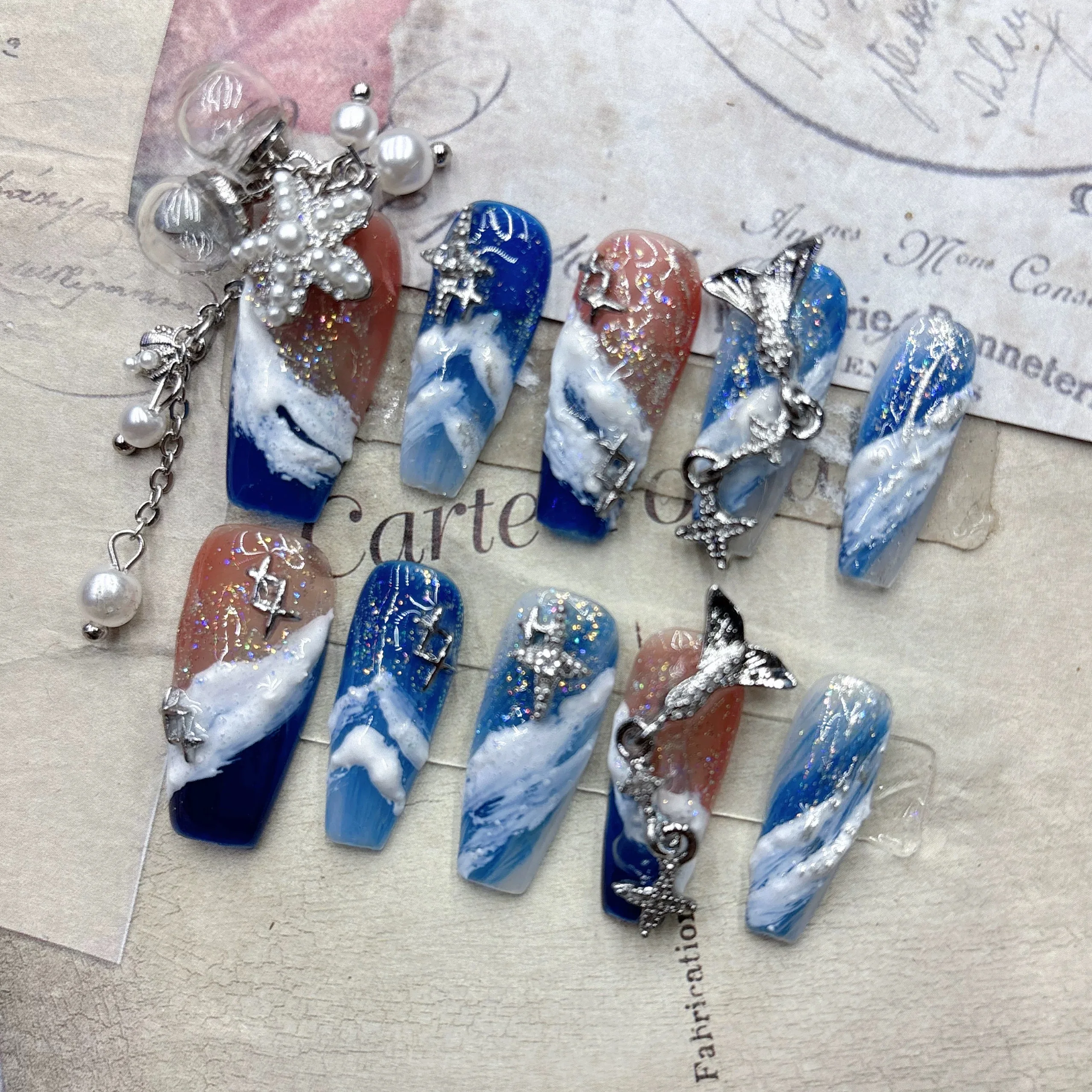 Ocean Heart Blue Handmade Wearing Nail Art Heavy Industry Light Luxury Short Medium Length Pointed Beautiful Press-On Nail Art
Ocean Heart Blue Handmade Wearing Nail Art Heavy Industry Light Luxury Short Medium Length Pointed Beautiful Press-On Nail Art