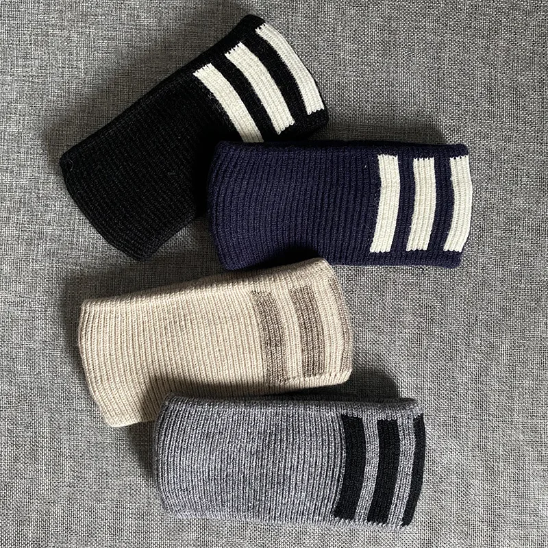 Autumn and Winter New Knitted Vertical Pattern Sports Wide Edge Headband, Men's and Women's Versatile Knitted Wide Edge Headset,
Autumn and Winter New Knitted Vertical Pattern Sports Wide Edge Headband, Men's and Women's Versatile Knitted Wide Edge Headset,