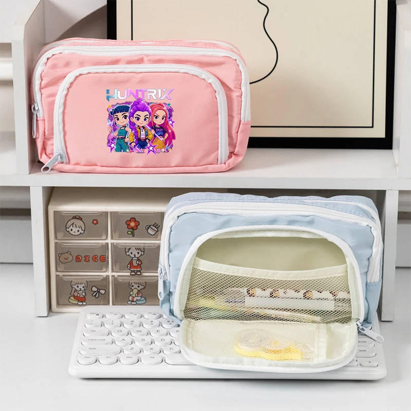 KPop Demon Hunting Series сумка-карандаш многослойный чехол для ручек с горячими фильмами большой емкости для студентов школьные канцелярские принадлежности подарок
KPop Demon Hunting Series сумка-карандаш многослойный чехол для ручек с горячими фильмами большой емкости для студентов школьные канцелярские принадлежности подарок