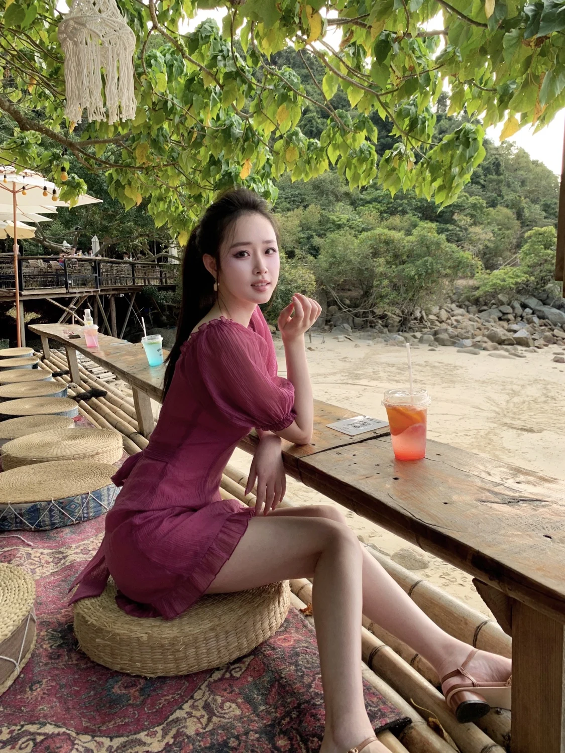 Changmi Tang Retro Sweet Spicy Short Holiday Dress Ultra White Gentle Sexy Girl High Waist A-Line Dress V-Neck Short Sleeve
Changmi Tang Retro Sweet Spicy Short Holiday Dress Ultra White Gentle Sexy Girl High Waist A-Line Dress V-Neck Short Sleeve