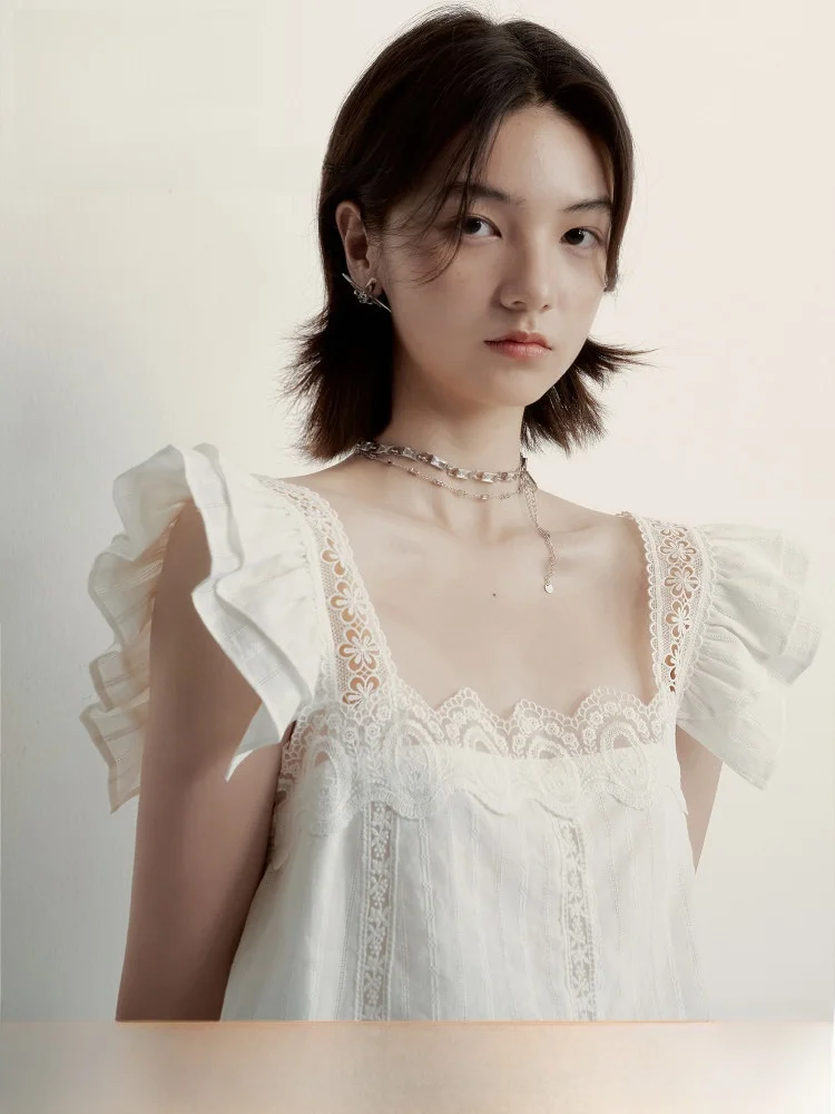 Fussed Urban Collection Pure Cotton Texture Lace Patchwork White Flower House Secret Blouse Loose Fit Fce Sve T-irt
Fussed Urban Collection Pure Cotton Texture Lace Patchwork White Flower House Secret Blouse Loose Fit Fce Sve T-irt