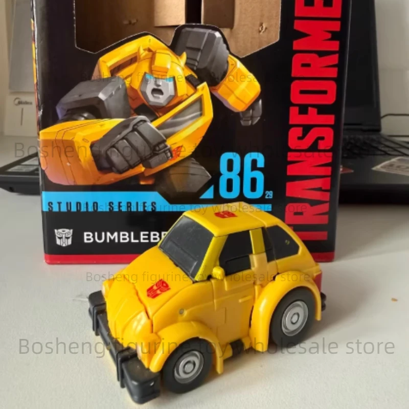 Hasbro Transformed Toys Studio Series Deluxe The Transformed Toys: The Movie 86-29 Bumblebee 4.5in Action Figure Model
Hasbro Transformed Toys Studio Series Deluxe The Transformed Toys: The Movie 86-29 Bumblebee 4.5in Action Figure Model
