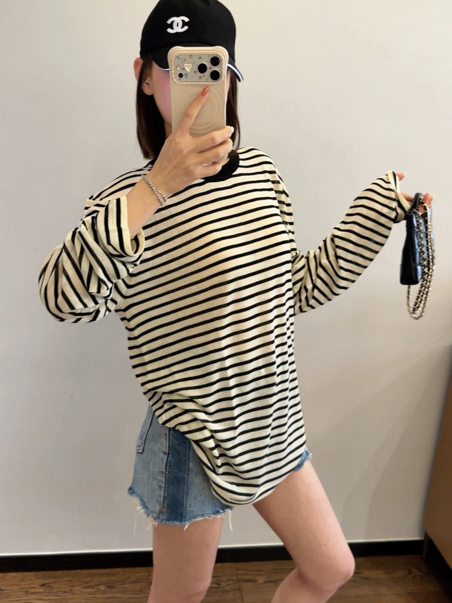 Женский топ ASBR Original C Yarn в повседневном стиле, вязаный, в полоску, с длинным рукавом, из мягкой смесовой ткани Lenzing Linen, весна-лето, новинка
Женский топ ASBR Original C Yarn в повседневном стиле, вязаный, в полоску, с длинным рукавом, из мягкой смесовой ткани Lenzing Linen, весна-лето, новинка