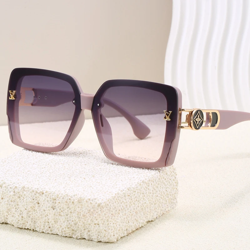 2025 New Square Oversized Sunglasses Ladies Letters Polarized Sun Glasses Women Luxury Brand Designer Shades Gafas De Sol UV400
2025 New Square Oversized Sunglasses Ladies Letters Polarized Sun Glasses Women Luxury Brand Designer Shades Gafas De Sol UV400