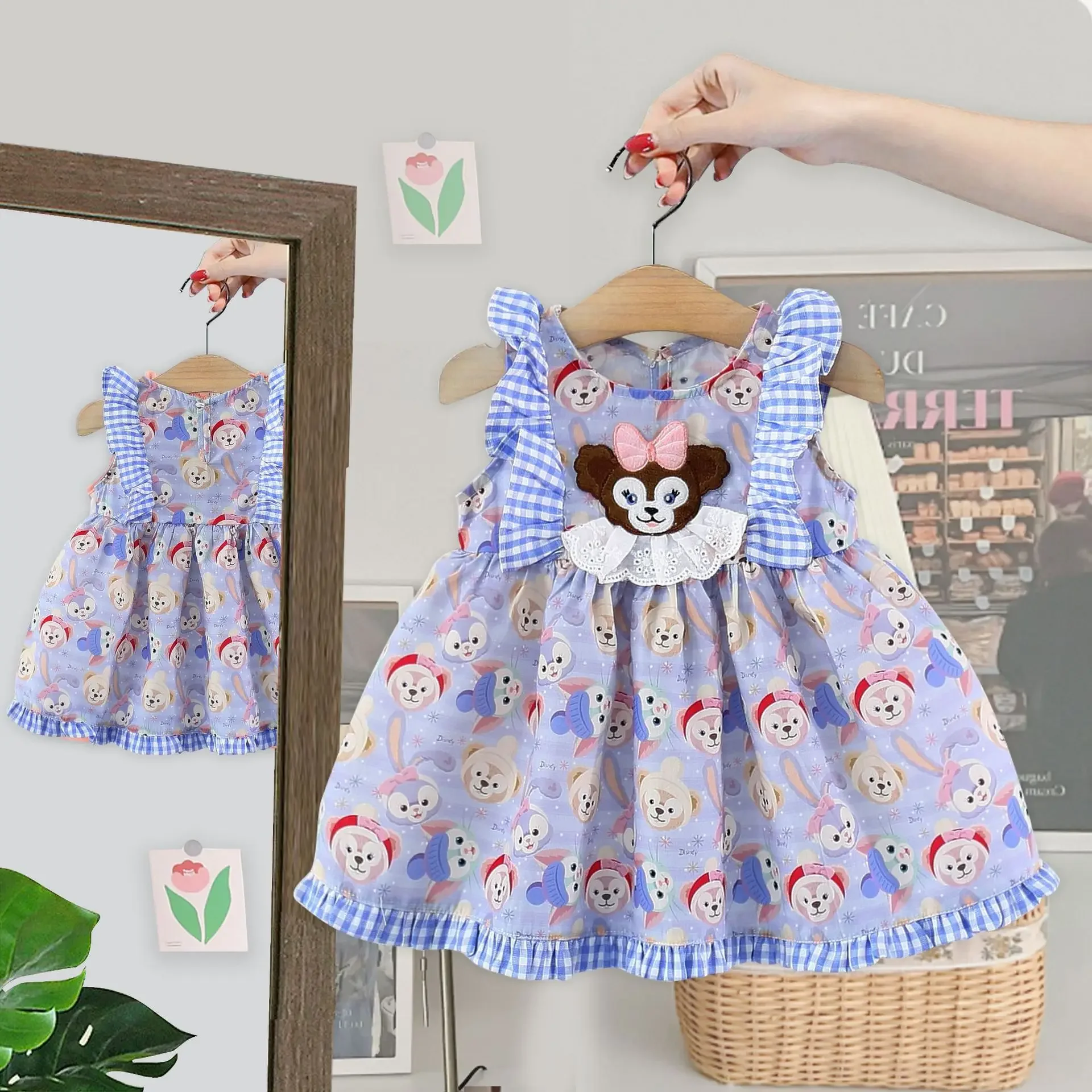 Summer New Cute Princess Skirt with Flying Sleeves and Lace Dress, Fashionable and Stylish Girl Baby Cartoon Skirt
Summer New Cute Princess Skirt with Flying Sleeves and Lace Dress, Fashionable and Stylish Girl Baby Cartoon Skirt