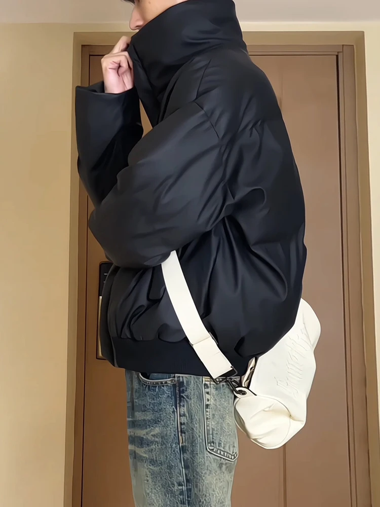 Мужская утепленная зимняя куртка из хлопка и искусственной кожи с воротником-стойкой, теплая, повседневная, свободного кроя, водонепроницаемая
Мужская утепленная зимняя куртка из хлопка и искусственной кожи с воротником-стойкой, теплая, повседневная, свободного кроя, водонепроницаемая