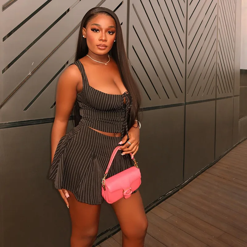 Versatile Street-style Striped Print Skirt Set With Camisole, Short Waist-cinching Wrap Top Two-piece Women's Fashion Outfit
Versatile Street-style Striped Print Skirt Set With Camisole, Short Waist-cinching Wrap Top Two-piece Women's Fashion Outfit