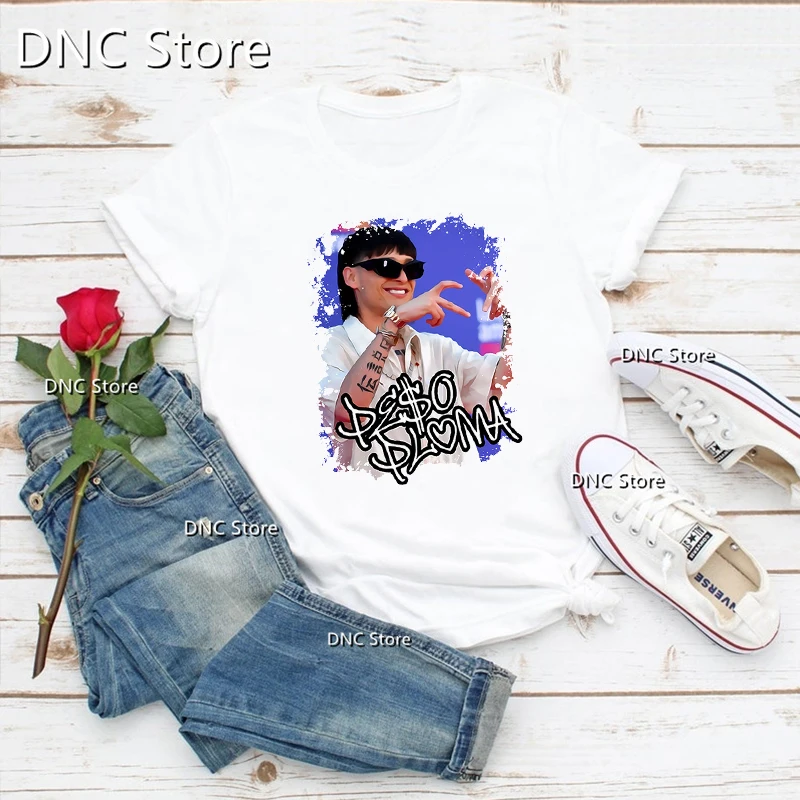 New Summer Style Women'S T-Shirt Rapper Peso Pluma Graphic Print 00s Girls Tshirt Fashion Hip-Hop Music Enthusiast Femme Tshirts
New Summer Style Women'S T-Shirt Rapper Peso Pluma Graphic Print 00s Girls Tshirt Fashion Hip-Hop Music Enthusiast Femme Tshirts