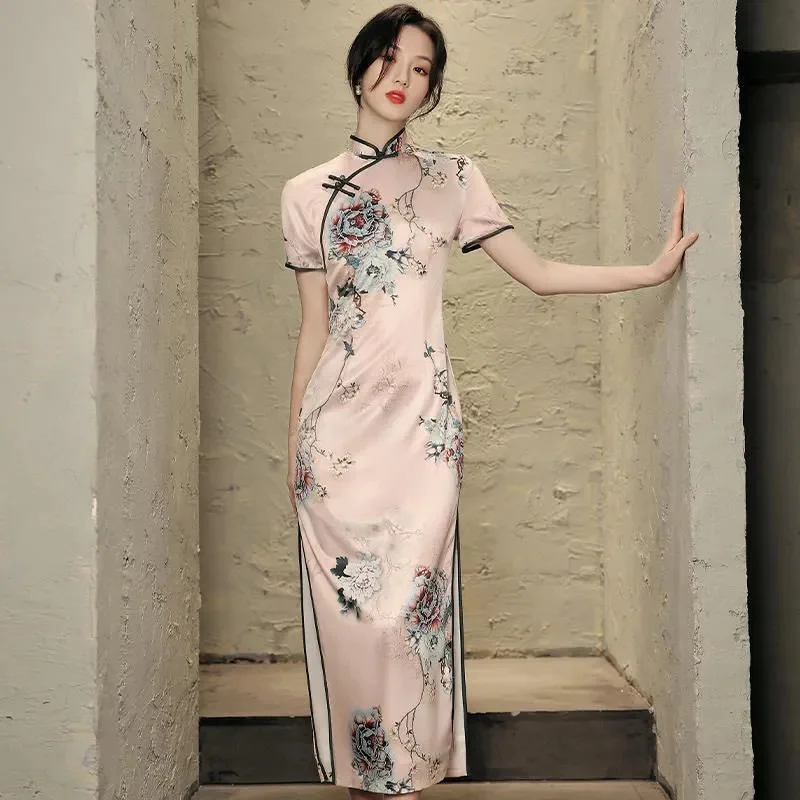 Cheongsam 2026 New Young Style Improved Girl Retro Bone Loss Sexy Slim Fit Same Style Dress Long Style Summer Cheongsam Dress
Cheongsam 2026 New Young Style Improved Girl Retro Bone Loss Sexy Slim Fit Same Style Dress Long Style Summer Cheongsam Dress