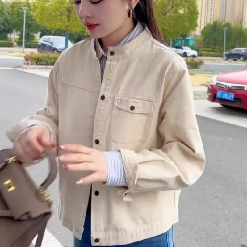 Retro Casual Women's Shirt Jacket Short Style Fashionable Slimming Top Spring New Arrival Polyester Fiber Long Sleeve Button ...
Retro Casual Women's Shirt Jacket Short Style Fashionable Slimming Top Spring New Arrival Polyester Fiber Long Sleeve Button ...