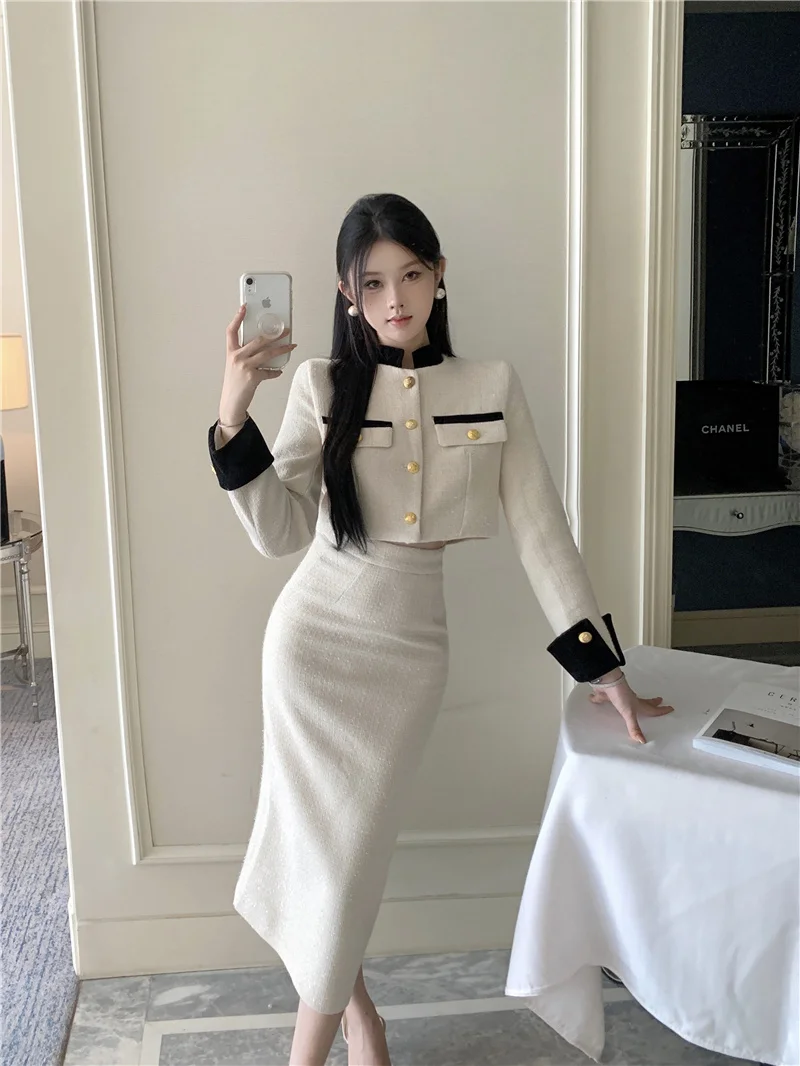Autumn French High Street 2 Piece Set Women Korean Fashion Casual Party Suits Female Chic Long Sleeve Tops + Solid Skirt 2025
Autumn French High Street 2 Piece Set Women Korean Fashion Casual Party Suits Female Chic Long Sleeve Tops + Solid Skirt 2025
