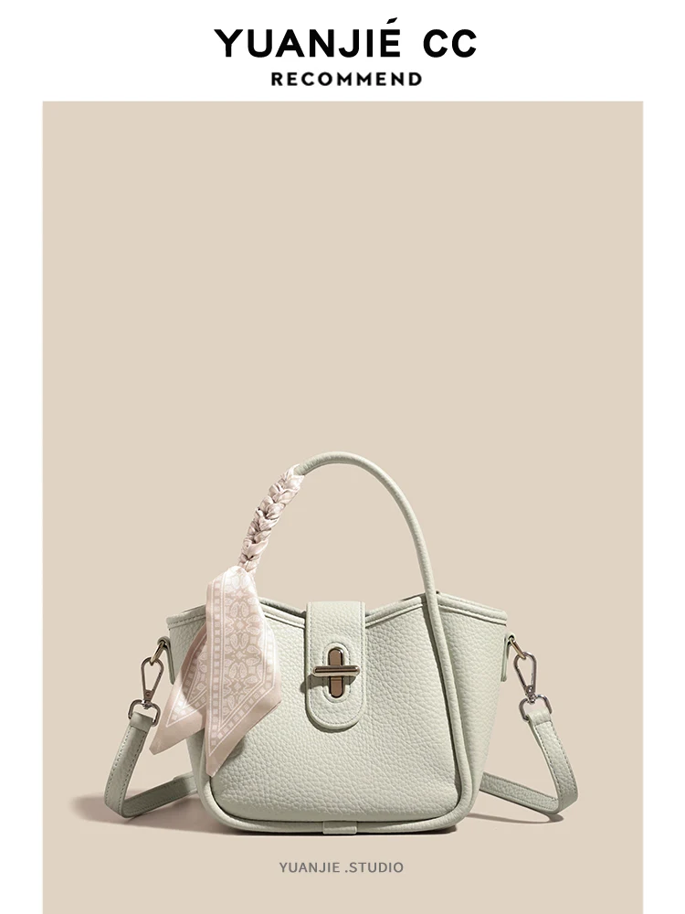 Leather Handbag Women's 2026 New Style Shoulder Bag Casual Versatile Small Luxury Daily Crossbody Bag Handheld Bag
Leather Handbag Women's 2026 New Style Shoulder Bag Casual Versatile Small Luxury Daily Crossbody Bag Handheld Bag