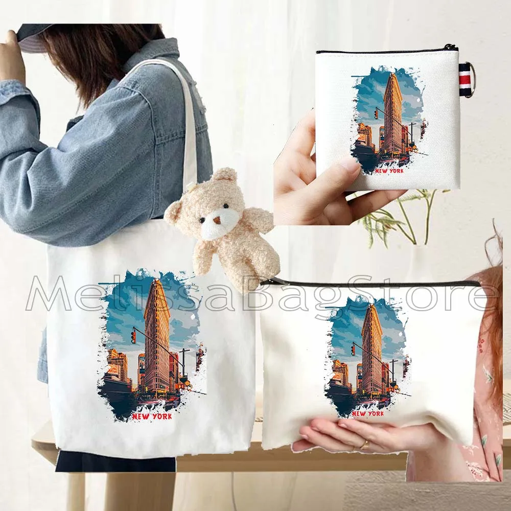 4PCS Gift Set New York City Black Canvas Tote Bag Handbag with Doll Key Coin Purse Cosmetic Makeup Toilet Bag Case Pouch
4PCS Gift Set New York City Black Canvas Tote Bag Handbag with Doll Key Coin Purse Cosmetic Makeup Toilet Bag Case Pouch