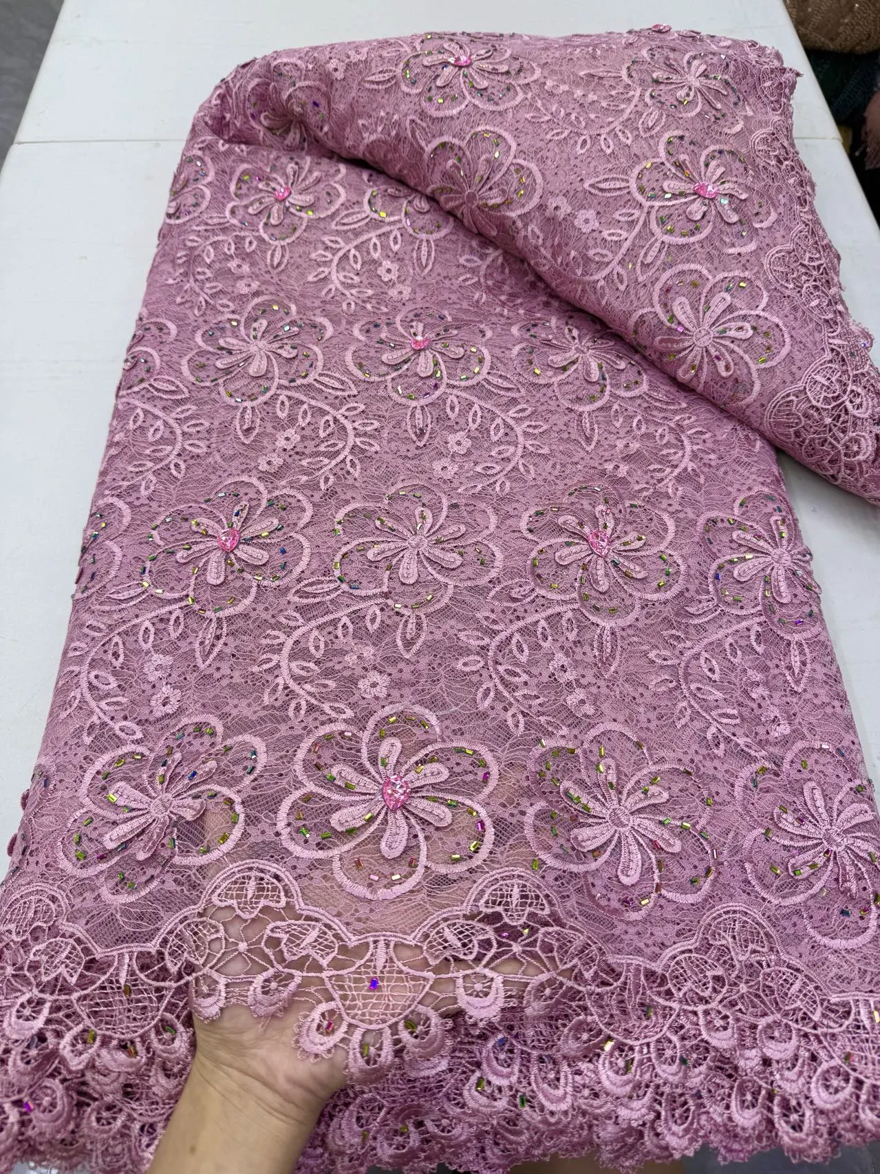 2026 High-Quality Africa Nigerian Sequins Cotton Embroidery Lace Fabric Tulle for Wedding/Prom Party Dresses Chiffon 5 Yards
2026 High-Quality Africa Nigerian Sequins Cotton Embroidery Lace Fabric Tulle for Wedding/Prom Party Dresses Chiffon 5 Yards