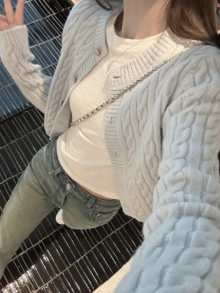 Вязаный свитер-кардиган Bla Bean Humming в повседневном стиле, цвета конфет, с узором «косы», для женщин, весна-осень, свободный крой, бренд Heydle
Вязаный свитер-кардиган Bla Bean Humming в повседневном стиле, цвета конфет, с узором «косы», для женщин, весна-осень, свободный крой, бренд Heydle