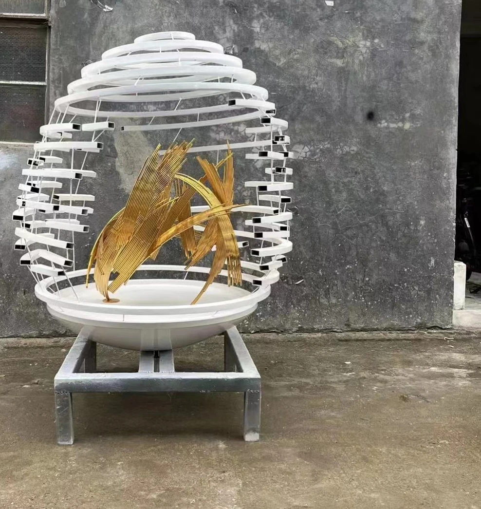The outdoor creative sales department is decorated with hollow abstract special-shaped landscape ornaments
The outdoor creative sales department is decorated with hollow abstract special-shaped landscape ornaments