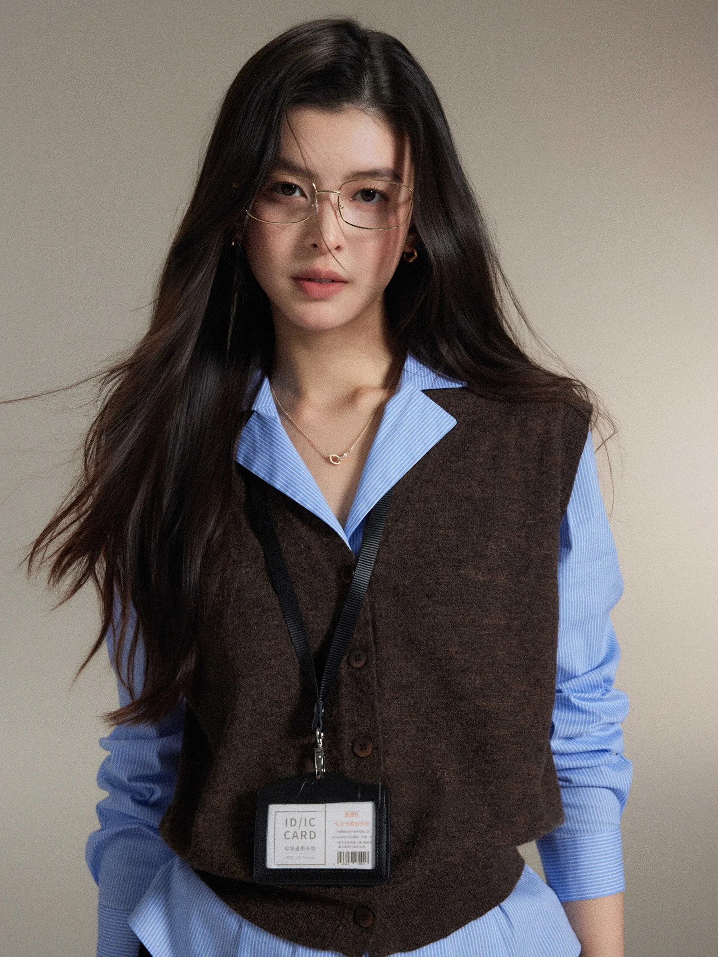 High-nce Woolen Knitted Vest irt Layering Versatile Set Design by Er Yang Xi Ran Advanced Feeling Commute Sle Wo...
High-nce Woolen Knitted Vest irt Layering Versatile Set Design by Er Yang Xi Ran Advanced Feeling Commute Sle Wo...