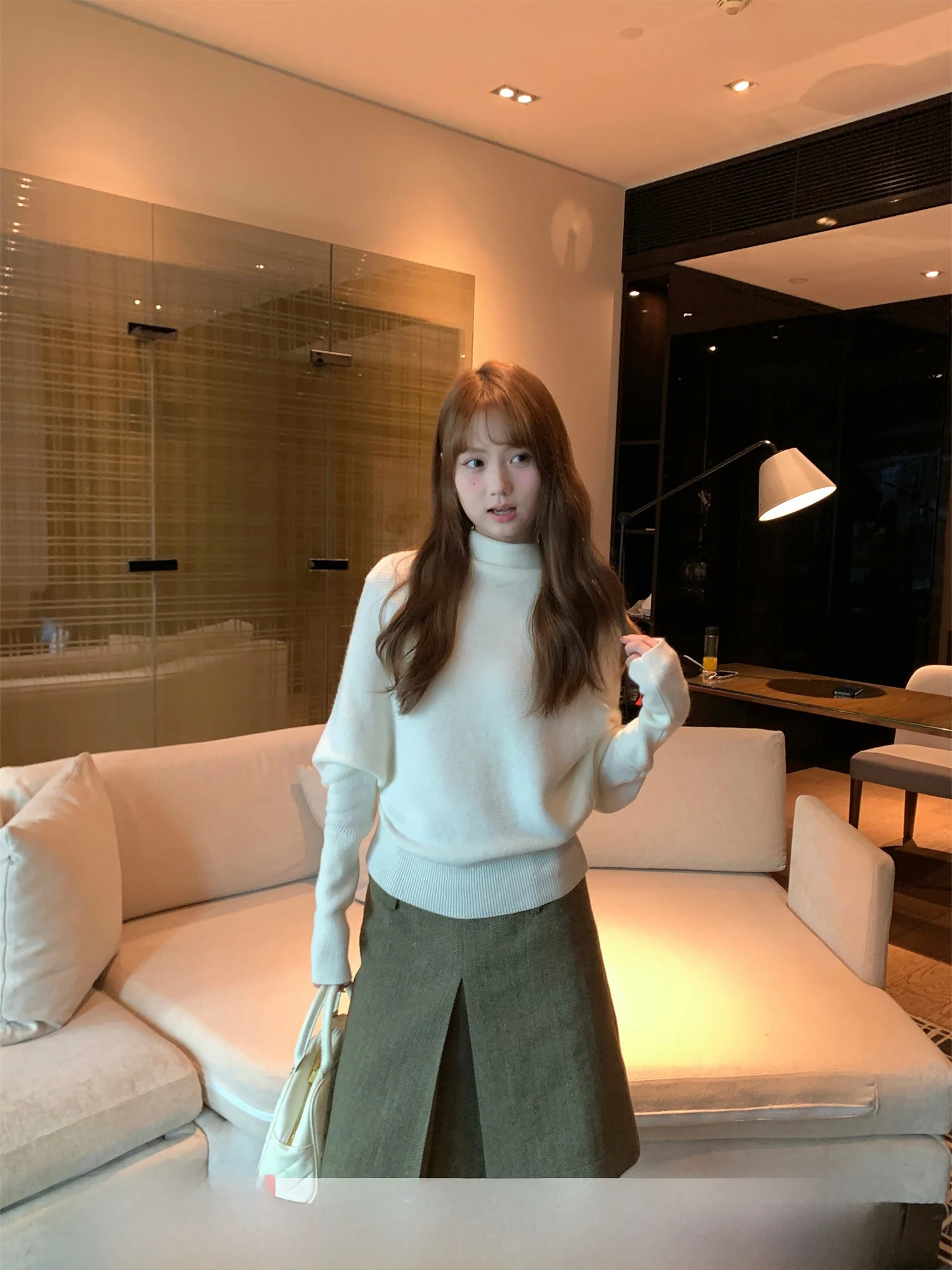 Soft Cozy High Collar Batwing Sleeve Knitted Sweater Women's Spring 2026 Fashion Gentle Style Polyester Viscose Nylon Rabbit Fur
Soft Cozy High Collar Batwing Sleeve Knitted Sweater Women's Spring 2026 Fashion Gentle Style Polyester Viscose Nylon Rabbit Fur