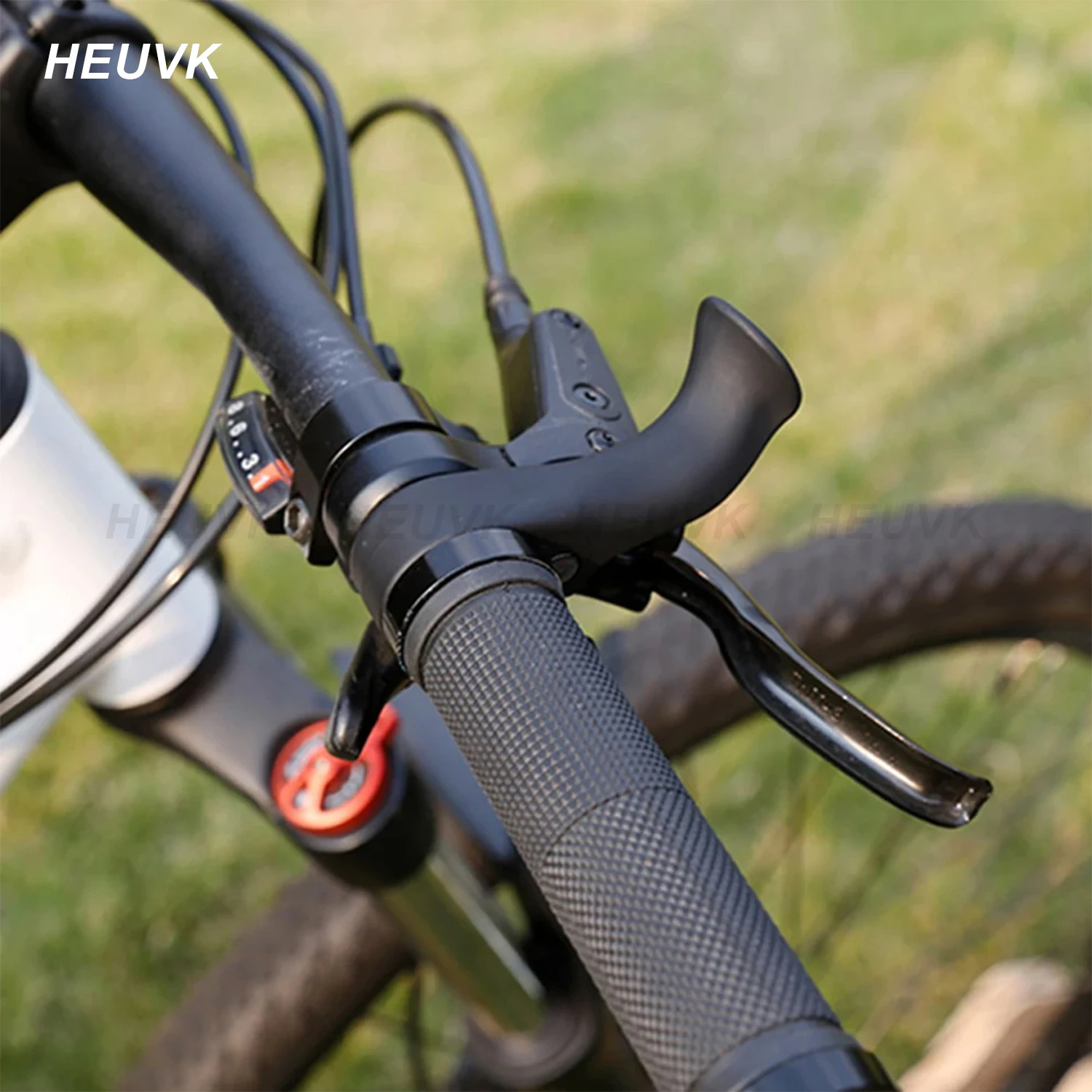 Inner Handle Bar Grips Ergonomic Design Bicycle Inner Bar Ends Ultralight Bicycle Inner Handlebar Grips Cycling Accessories
Inner Handle Bar Grips Ergonomic Design Bicycle Inner Bar Ends Ultralight Bicycle Inner Handlebar Grips Cycling Accessories