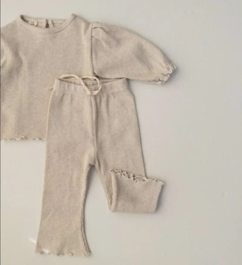 Girls Cotton T-shirt and Knitted Pants 2pcs Outfit Baby Soft Clothes Spring Autumn Children Cozy Waffle Clothing Sets Kids
Girls Cotton T-shirt and Knitted Pants 2pcs Outfit Baby Soft Clothes Spring Autumn Children Cozy Waffle Clothing Sets Kids