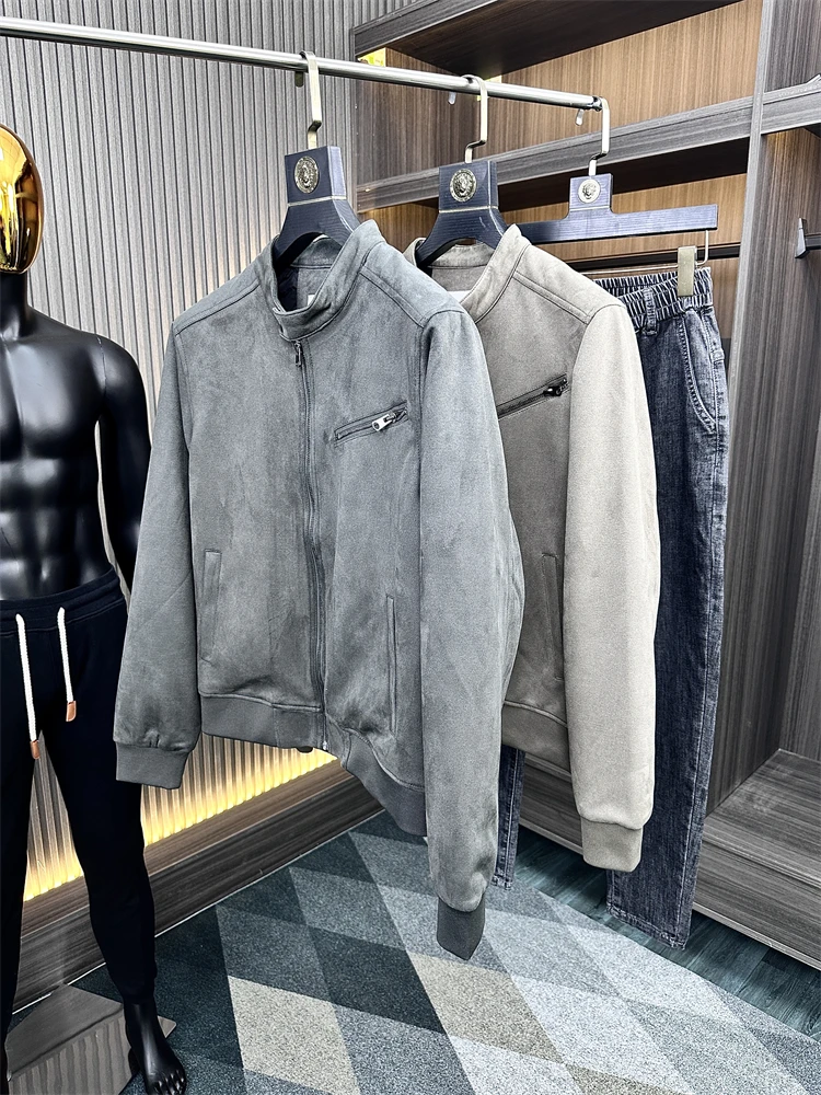 Весенняя мужская однотонная удобная модная замшевая куртка с воротником-стойкой, верхняя одежда молодежного спорта, свободная посадка, повседневная одежда
Весенняя мужская однотонная удобная модная замшевая куртка с воротником-стойкой, верхняя одежда молодежного спорта, свободная посадка, повседневная одежда