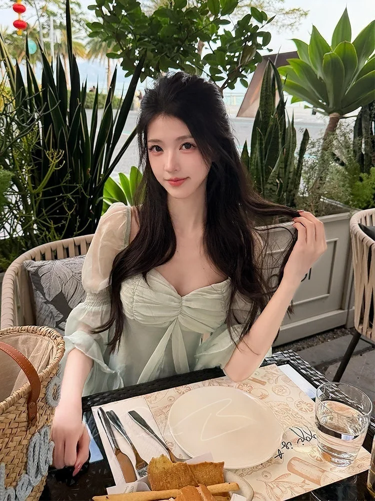Sweet Style Beautiful Bubble Sleeve Dress Women's Green Knot Waist Cinching Slimming Fairy Vacation Short Skirt
Sweet Style Beautiful Bubble Sleeve Dress Women's Green Knot Waist Cinching Slimming Fairy Vacation Short Skirt