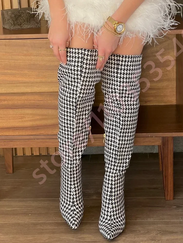 2025 г., пикантные женские сапоги выше колена в серо-розовую клетку, новые модные элегантные повседневные ботинки на шпильке с острым носком для банкета и подиума на молнии 
2025 г., пикантные женские сапоги выше колена в серо-розовую клетку, новые модные элегантные повседневные ботинки на шпильке с острым носком для банкета и подиума на молнии