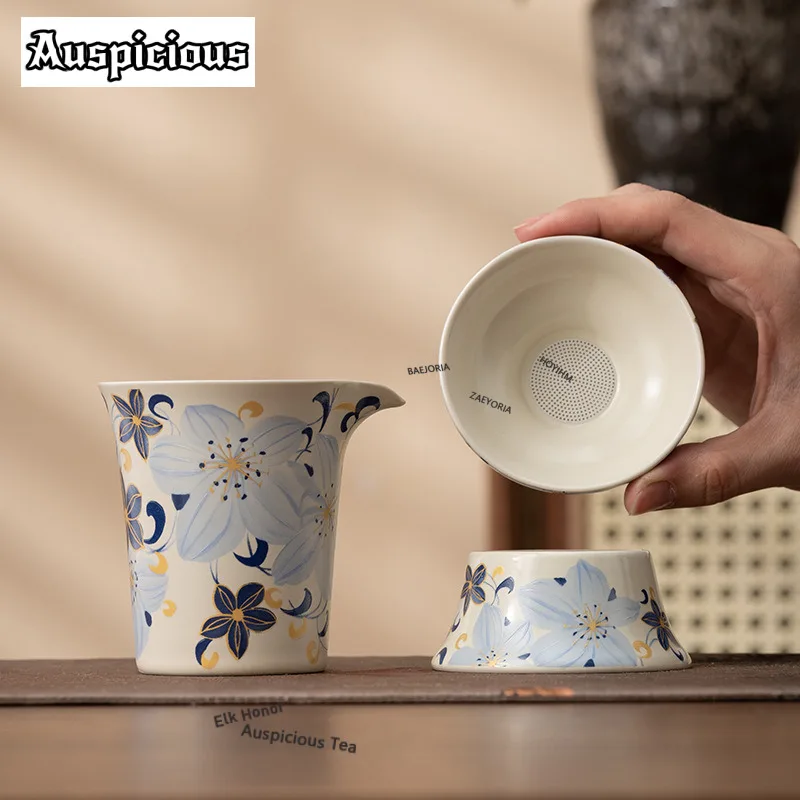 Aesthetic Lily Flower Ceramic Tea Pitcher Pour Tea Cha Hai Dispenser Household Justice Cup Fair Mug Drinkware Gift Accessories
Aesthetic Lily Flower Ceramic Tea Pitcher Pour Tea Cha Hai Dispenser Household Justice Cup Fair Mug Drinkware Gift Accessories