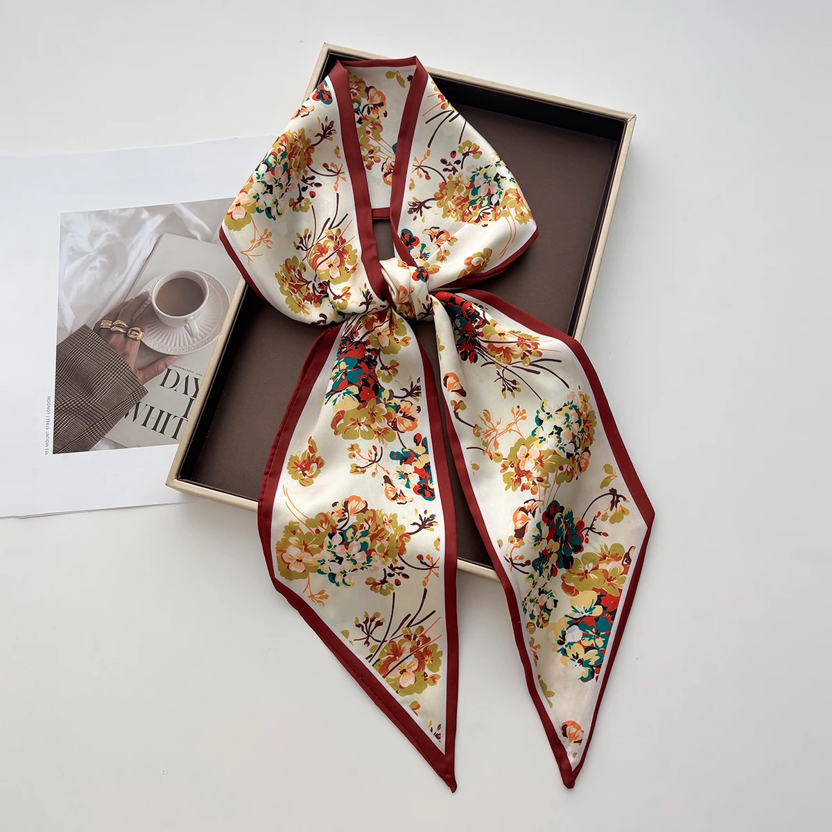 Luxury Skinny Scarves For Women Retro HairBand Imitation Silk Scarf Ribbon Tie Neck Fashion Floral Wrist Belt Neckerchief
Luxury Skinny Scarves For Women Retro HairBand Imitation Silk Scarf Ribbon Tie Neck Fashion Floral Wrist Belt Neckerchief