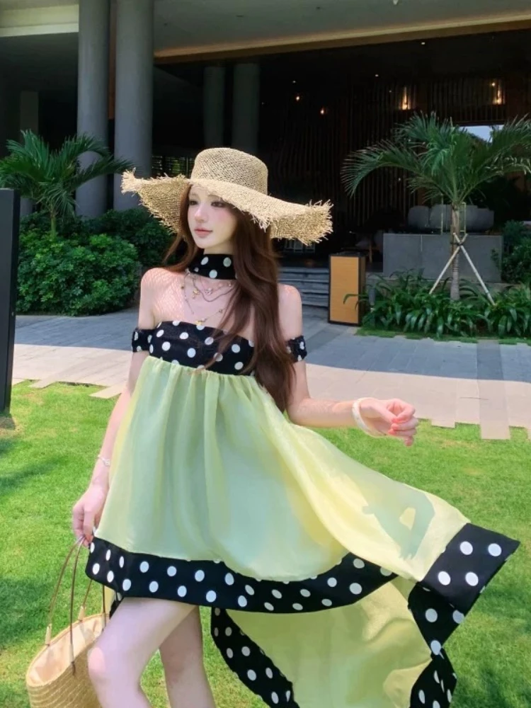 Dress Vintage Stylish Vibrant Polka Dot Color Contrast Pure Sweet Hot Girl Feminine Strapless Ambiance Island Vacation Skirt
Dress Vintage Stylish Vibrant Polka Dot Color Contrast Pure Sweet Hot Girl Feminine Strapless Ambiance Island Vacation Skirt