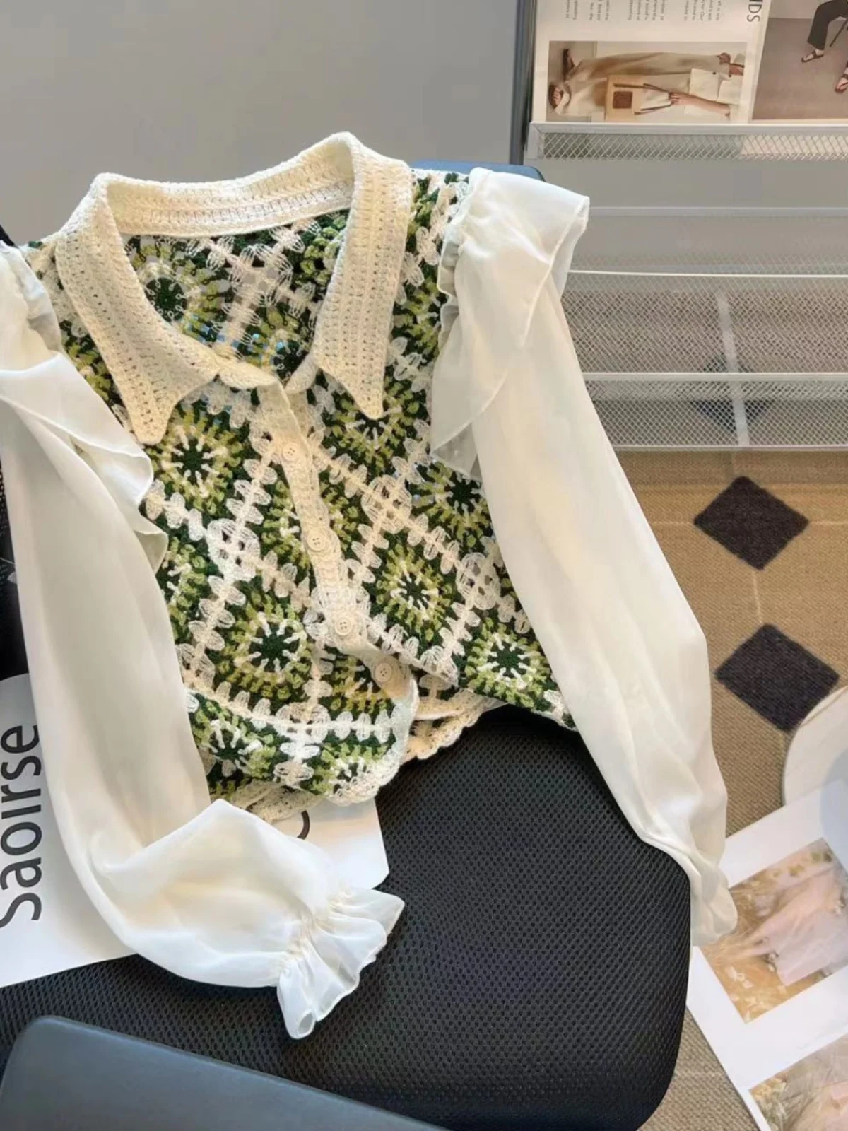 Women's Knitted Hollow out Splicing Hook Flowering Chiffon Top Spring Autumn New Design Sensation Small Audience Trendy Top
Women's Knitted Hollow out Splicing Hook Flowering Chiffon Top Spring Autumn New Design Sensation Small Audience Trendy Top