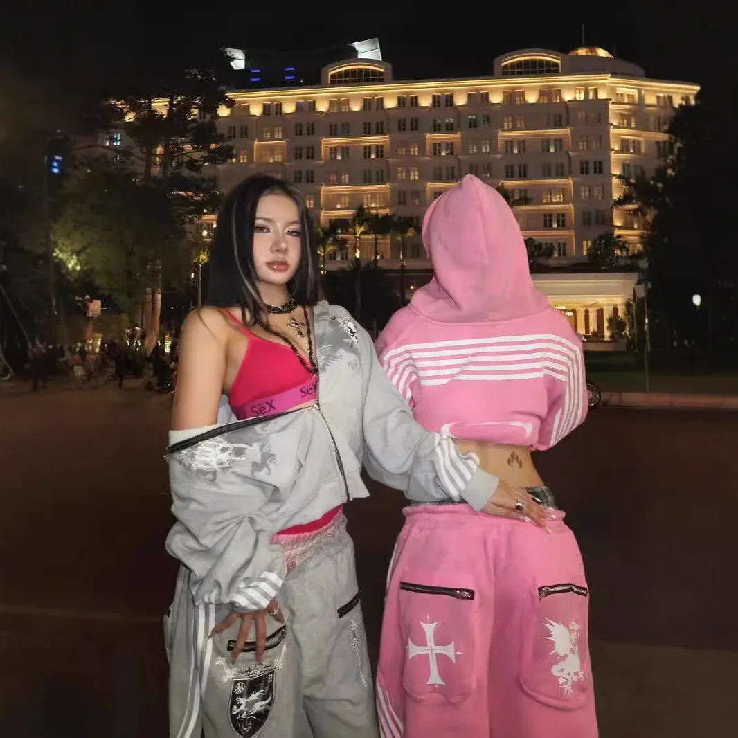 American Fashion Design Three Bar Printed Hoodie Y2K Street Zipper Loose Fit Men's and Women's Hoodie female clothing
American Fashion Design Three Bar Printed Hoodie Y2K Street Zipper Loose Fit Men's and Women's Hoodie female clothing