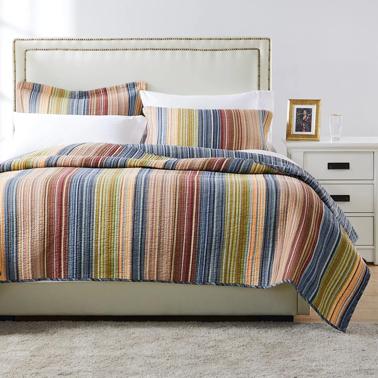 100% Cotton Fashion Quilt Set, Prewashed, Reversible, 2-Piece Twin/XL
100% Cotton Fashion Quilt Set, Prewashed, Reversible, 2-Piece Twin/XL