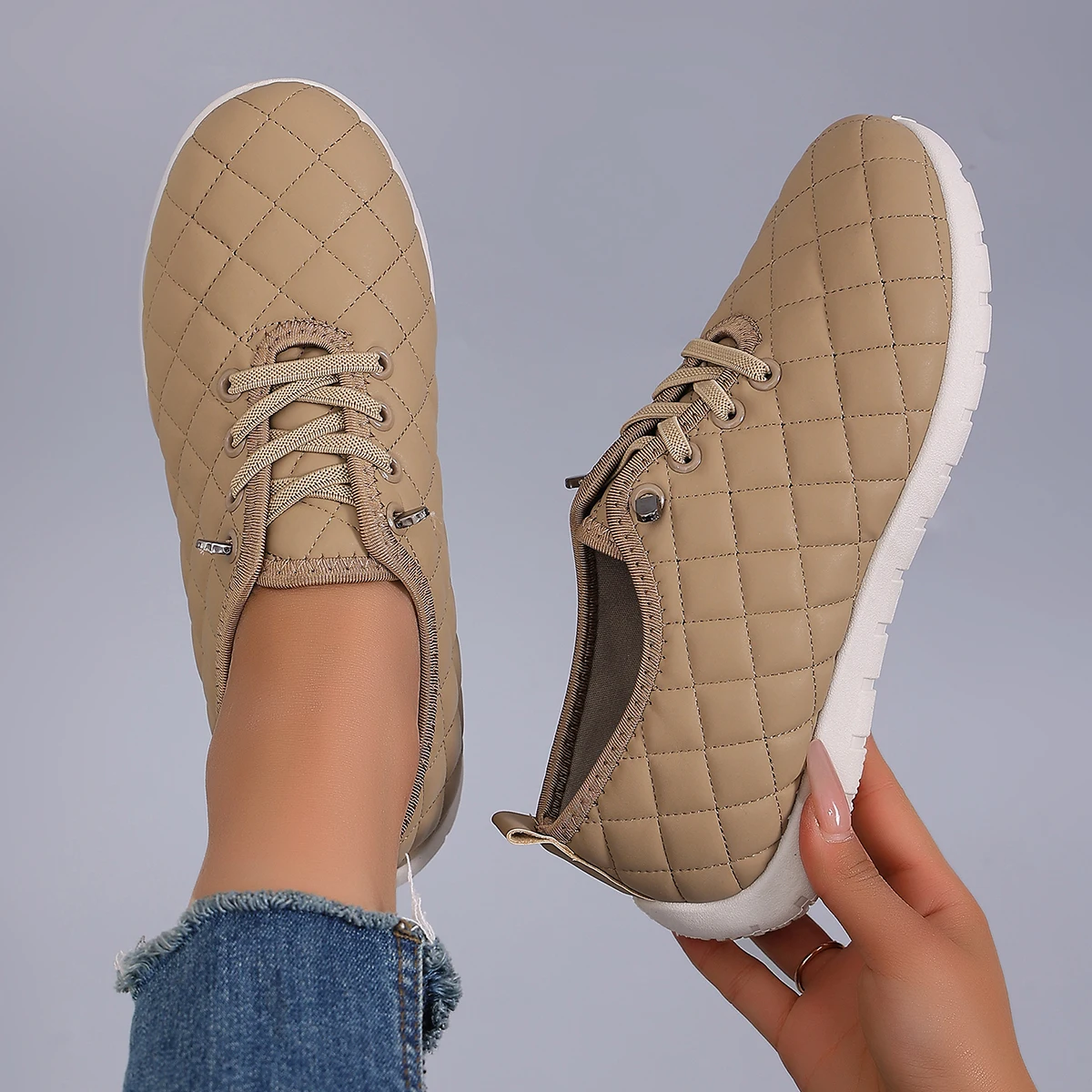 Женские летние дышащие туфли на плоской подошве из сетчатого материала, женская обувь, повседневные кроссовки, распродажа, бесплатная доставка
Женские летние дышащие туфли на плоской подошве из сетчатого материала, женская обувь, повседневные кроссовки, распродажа, бесплатная доставка