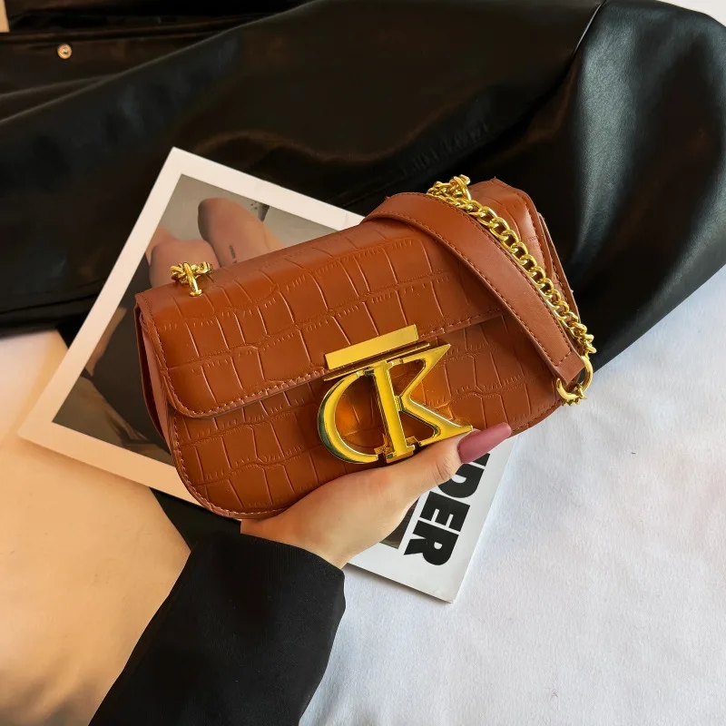 Stone Patterned Small Square Bag, Women's New Style Saddle Bag, Simple Crossbody Bag, Versatile Chain Armpit Shoulder Bag
Stone Patterned Small Square Bag, Women's New Style Saddle Bag, Simple Crossbody Bag, Versatile Chain Armpit Shoulder Bag