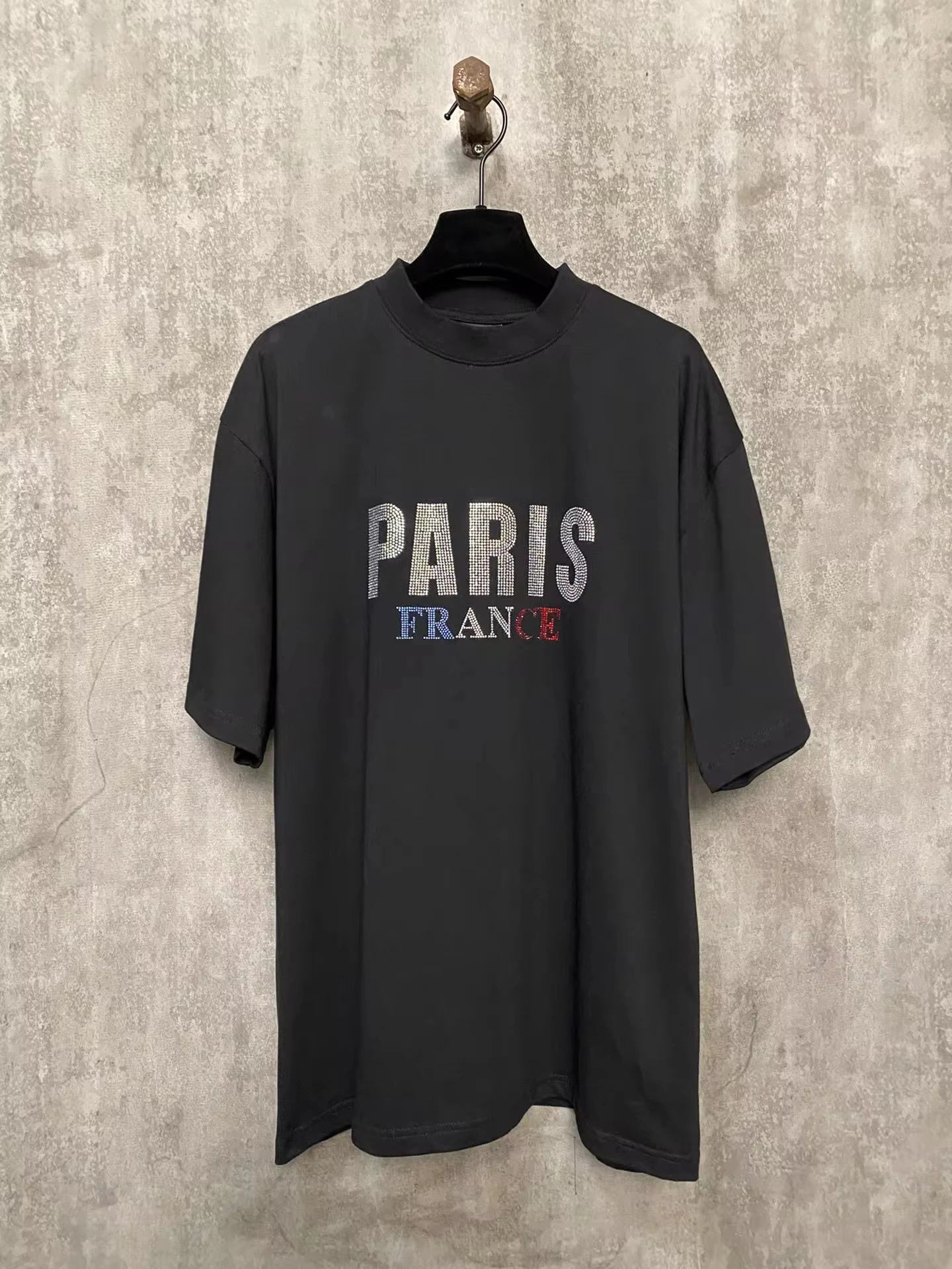 24SS 1:1 Best Version Paris France Diamonds T shirt Men Women Oversized Men Casual Cotton T-Shirt
24SS 1:1 Best Version Paris France Diamonds T shirt Men Women Oversized Men Casual Cotton T-Shirt