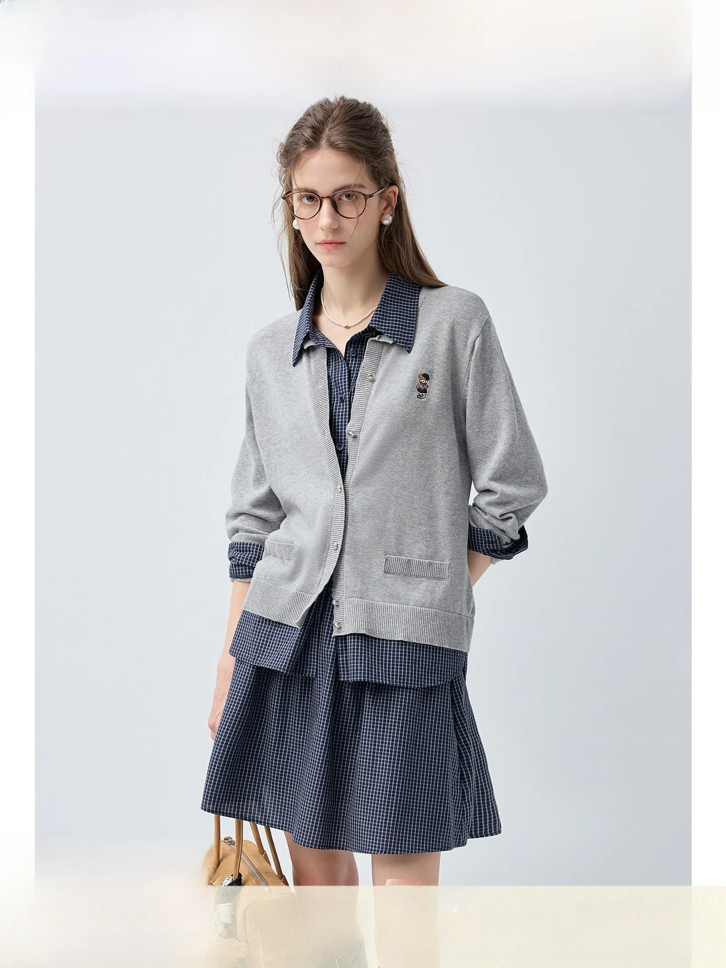 Rui plus Size College Style Set Casual Long Sleeve Women's Faux Two-Piece Spring Short Skirt Versatile plus Size Mm Ensemble
Rui plus Size College Style Set Casual Long Sleeve Women's Faux Two-Piece Spring Short Skirt Versatile plus Size Mm Ensemble
