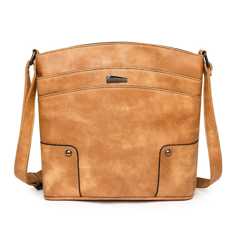 Vintage Brown Soft PU Leather Women's Shoulder Bag Large Capacity Crossbody Tote Hobo Handbag Fashionable Daily Use Purse
Vintage Brown Soft PU Leather Women's Shoulder Bag Large Capacity Crossbody Tote Hobo Handbag Fashionable Daily Use Purse
