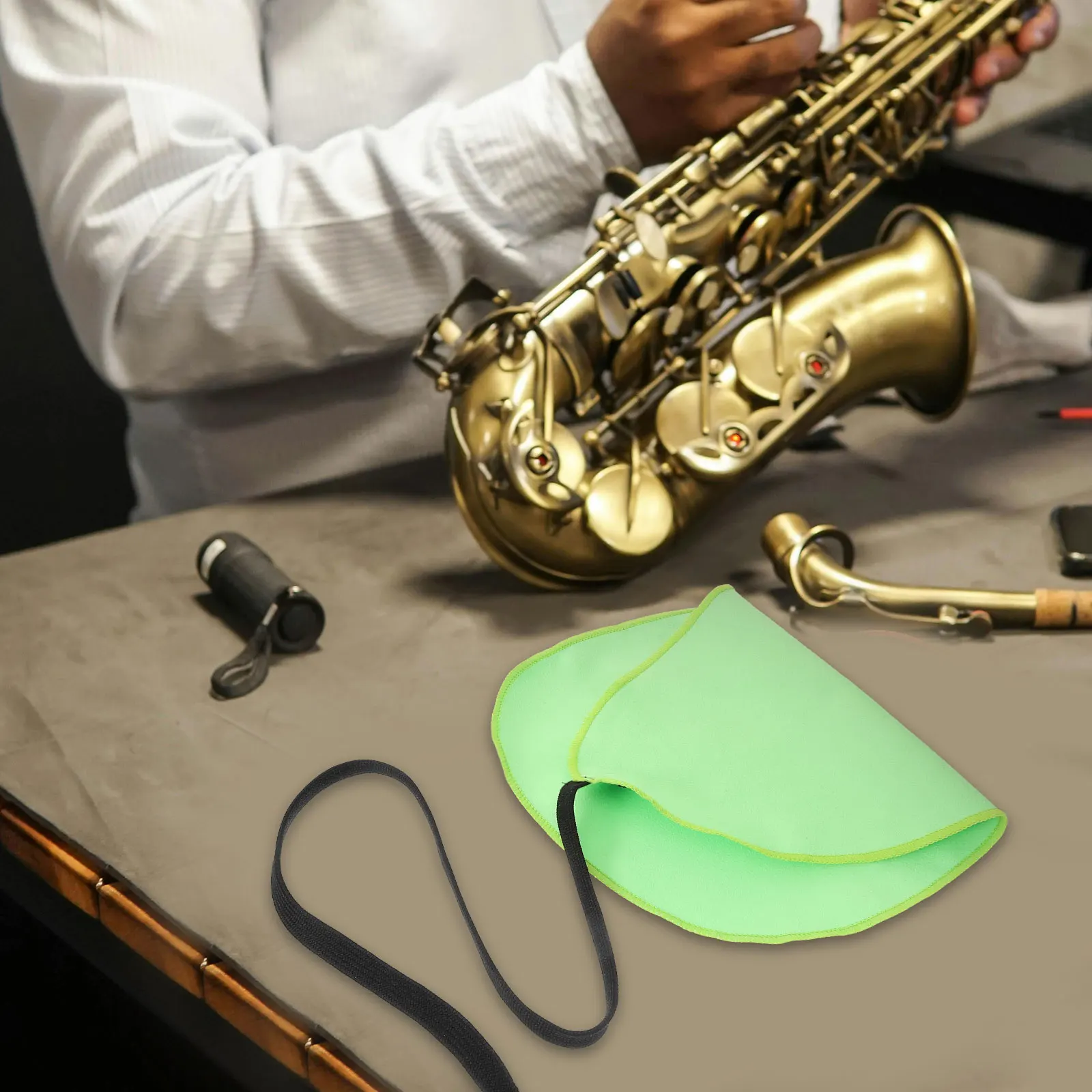 4 Pcs Saxophone Cleaning Cloth Kit Tool Musical Instruments Clarinet Pull-through Light Green
4 Pcs Saxophone Cleaning Cloth Kit Tool Musical Instruments Clarinet Pull-through Light Green