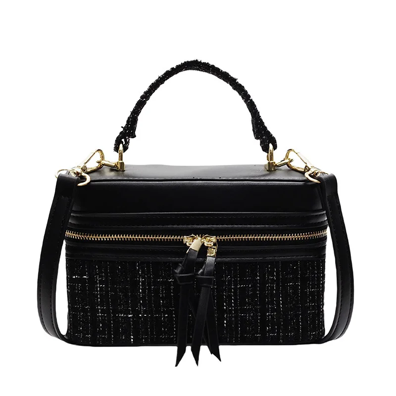 Popular Fashion - Forward and Light - Luxury Box Handbag. It's A Stylish Accessory That Can Be Used As or Cross - Body Bag
Popular Fashion - Forward and Light - Luxury Box Handbag. It's A Stylish Accessory That Can Be Used As or Cross - Body Bag