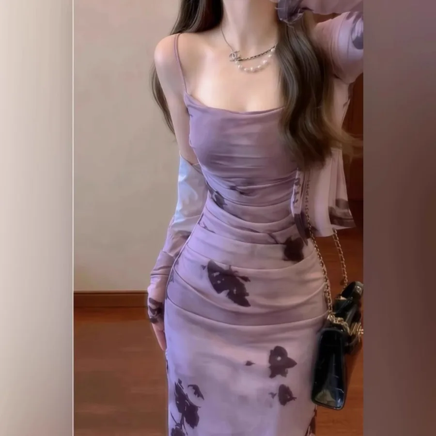 【New style】New French high-end sexy mesh printed long dress purple floral suspender dress two-piece set
【New style】New French high-end sexy mesh printed long dress purple floral suspender dress two-piece set