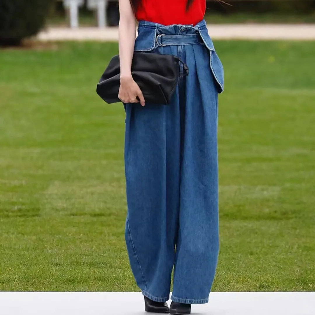 Streetwear Washed Blue Denim Loose Straight Jeans Women High Waist Belt Big Pockets Cotton Denim Casual Pants
Streetwear Washed Blue Denim Loose Straight Jeans Women High Waist Belt Big Pockets Cotton Denim Casual Pants