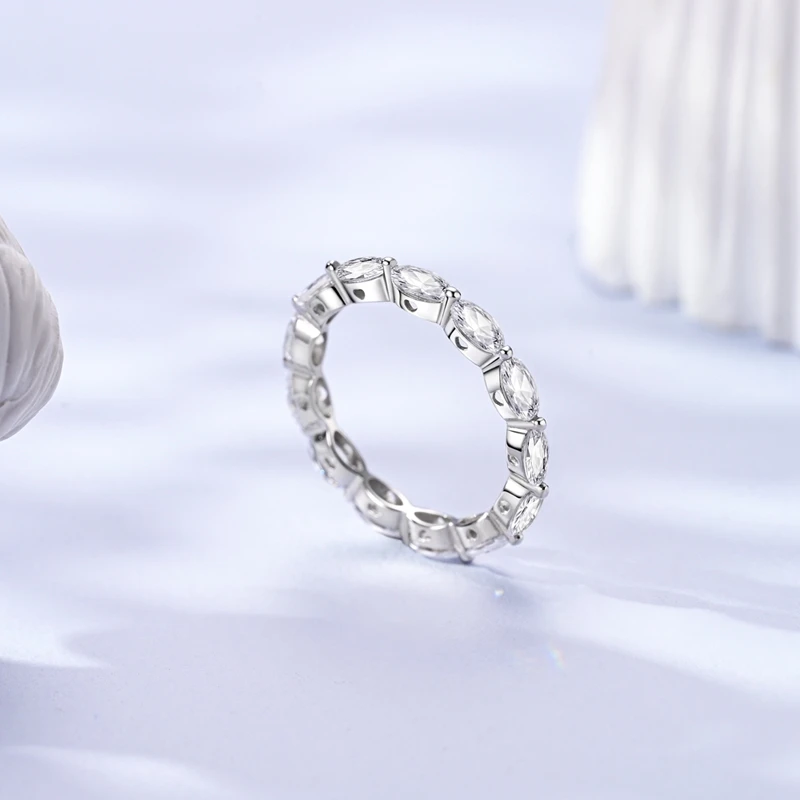 Original 925 Sterling Silver Ring Sparkling Oval Zircon Pave Ring For Women Girls Jewelry Birthday Anniversary Gifts
Original 925 Sterling Silver Ring Sparkling Oval Zircon Pave Ring For Women Girls Jewelry Birthday Anniversary Gifts