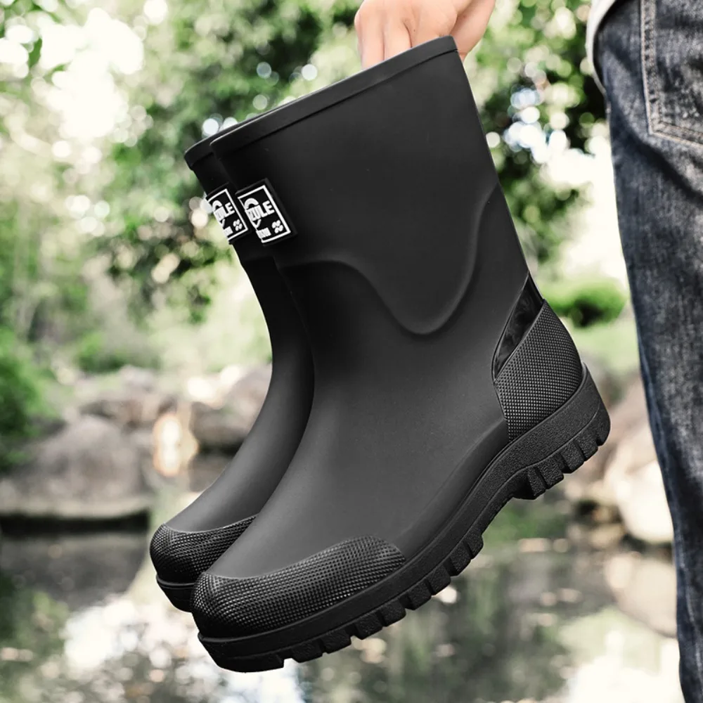 Men's Lightweight Waterproof Fishing Rain Boots Anti-slip Wear-resistant PVC Boot Tube round Toe EVA Insole Plain Color Adult
Men's Lightweight Waterproof Fishing Rain Boots Anti-slip Wear-resistant PVC Boot Tube round Toe EVA Insole Plain Color Adult