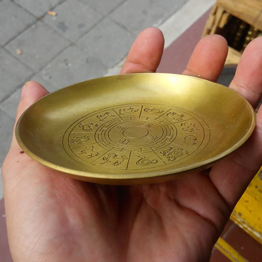 Durable Pen Washer Creative Pattern Elegant Design Copper Ink Saucer Copper Material Teaching Ink Water Dish Tools
Durable Pen Washer Creative Pattern Elegant Design Copper Ink Saucer Copper Material Teaching Ink Water Dish Tools