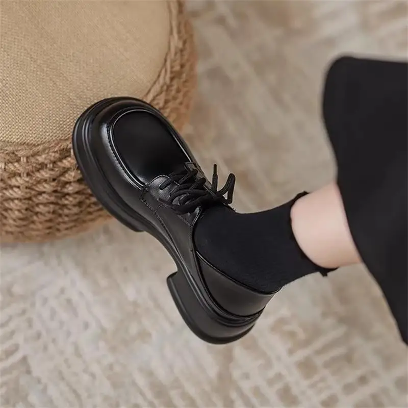 2026 New Women British Style Loafers Thick Sole Block Heel Round Toe Comfortable Casual Leather Shoes
2026 New Women British Style Loafers Thick Sole Block Heel Round Toe Comfortable Casual Leather Shoes