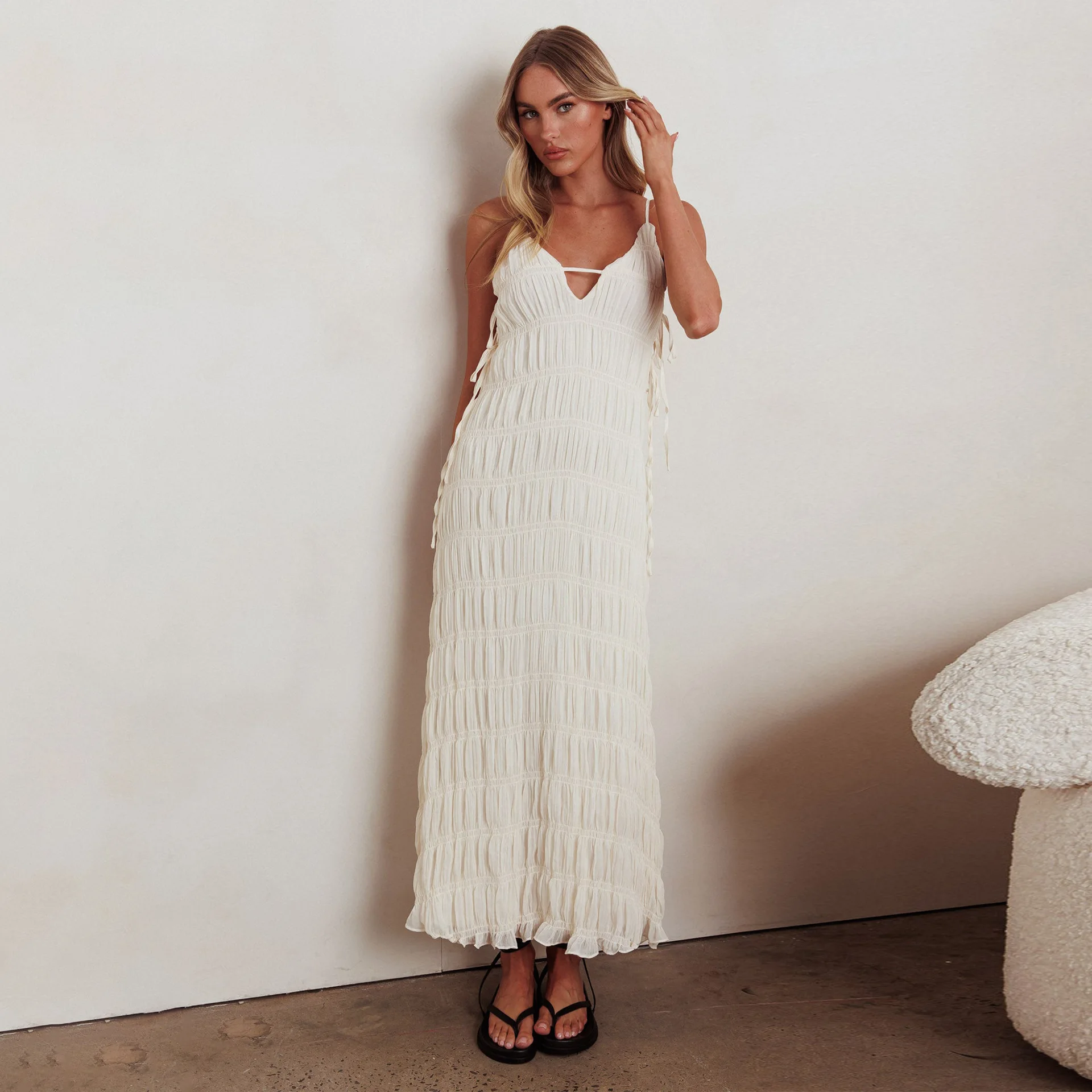 Women's Dress Elegant Socialite Style Sleeveless Sexy Deep V-Neck Strap Dress Tassel Dress Beach Dress Pure White Dress
Women's Dress Elegant Socialite Style Sleeveless Sexy Deep V-Neck Strap Dress Tassel Dress Beach Dress Pure White Dress