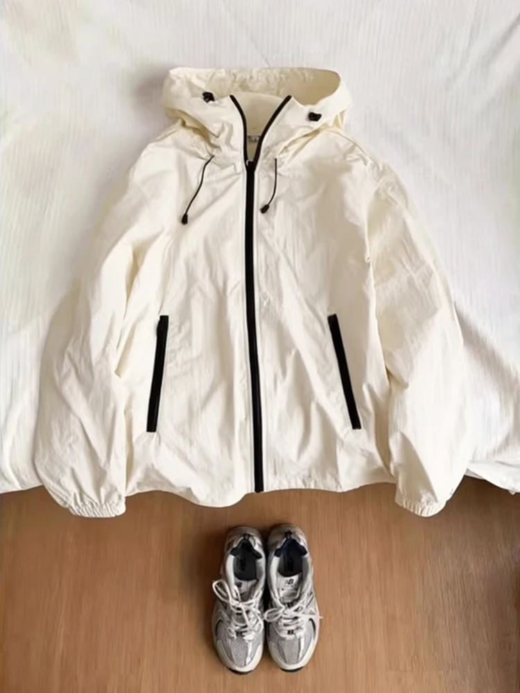 Quick Dry Ice Silk Men's Summer Lightweight Breathable UPF50 Sun Protection Clothing Outdoor Sports Jacket Loose Fit Hooded
Quick Dry Ice Silk Men's Summer Lightweight Breathable UPF50 Sun Protection Clothing Outdoor Sports Jacket Loose Fit Hooded
